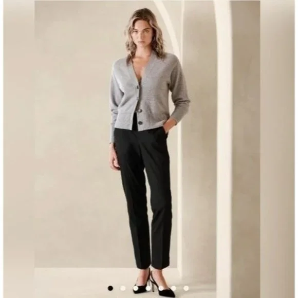 green emerald velvet dress Banana Republic Womens Slim Fit Mid Rise Ryan Straight Leg Pants, Heather  Grey, 6 : Amazon.ca: Clothing, Shoes & Accessories